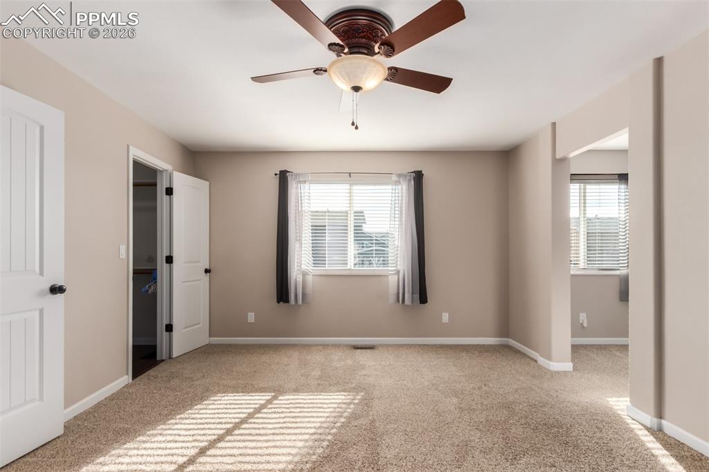 Image 24 of 49: Bedroom