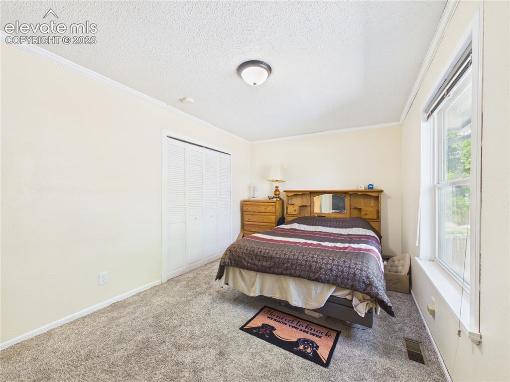 Image 16 of 42: Bedroom
