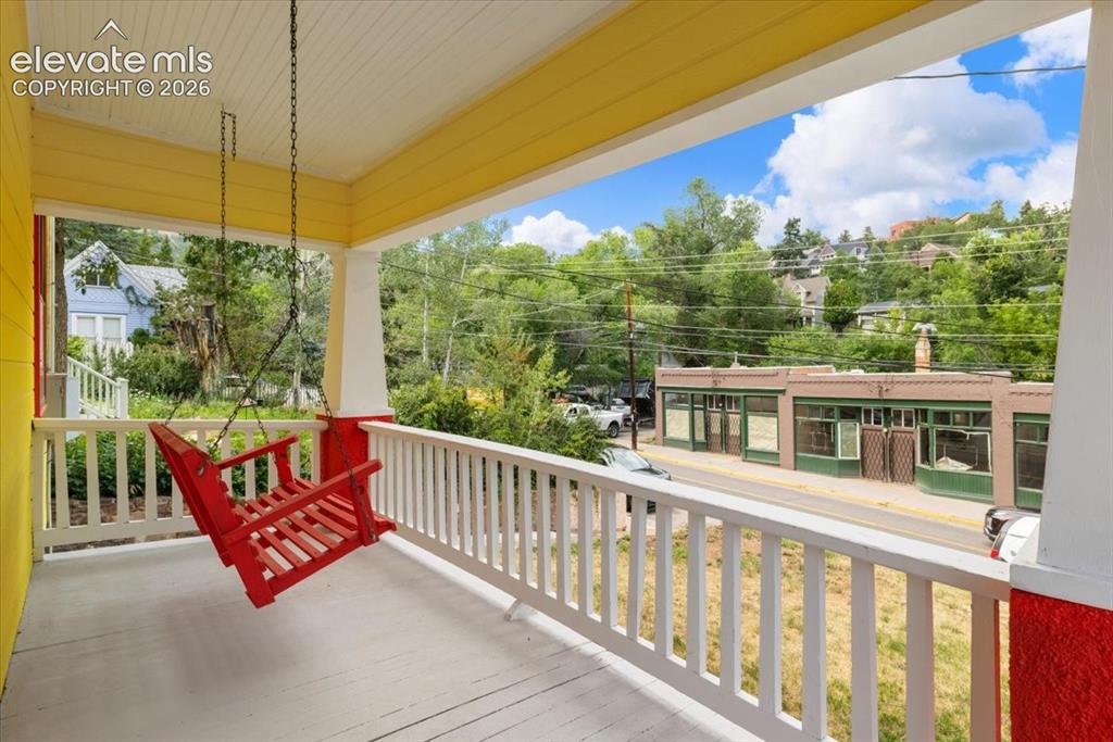 Image 3 of 30: Welcoming front porch