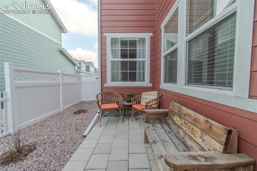 Image 5 of 31: Patio