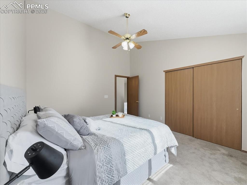 Image 16 of 37: Bedroom