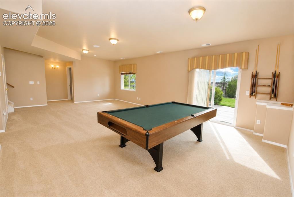 Image 26 of 49: Family Room