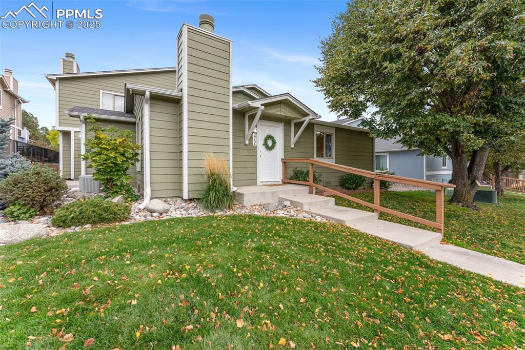 Image 29 of 30: View of front of property