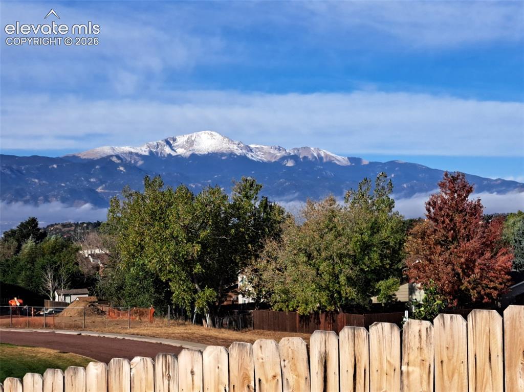 Image 36 of 50: Pikes Peak view!