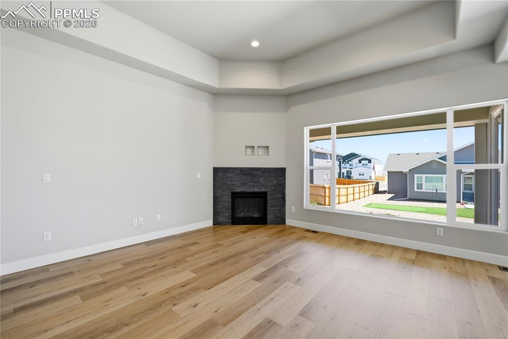 Image 17 of 41: Living Room