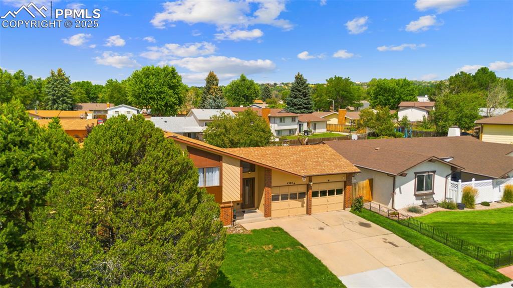 Image 35 of 40: Front of Structure