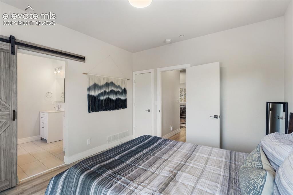 Image 16 of 42: Bedroom