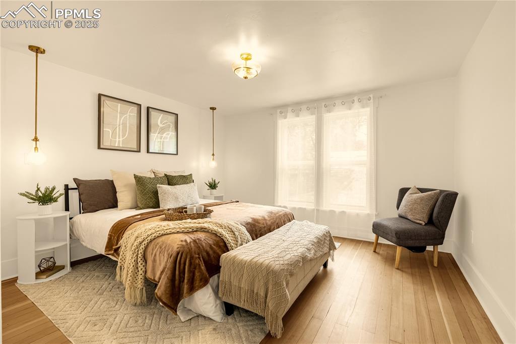 Image 34 of 50: Primary Bedroom