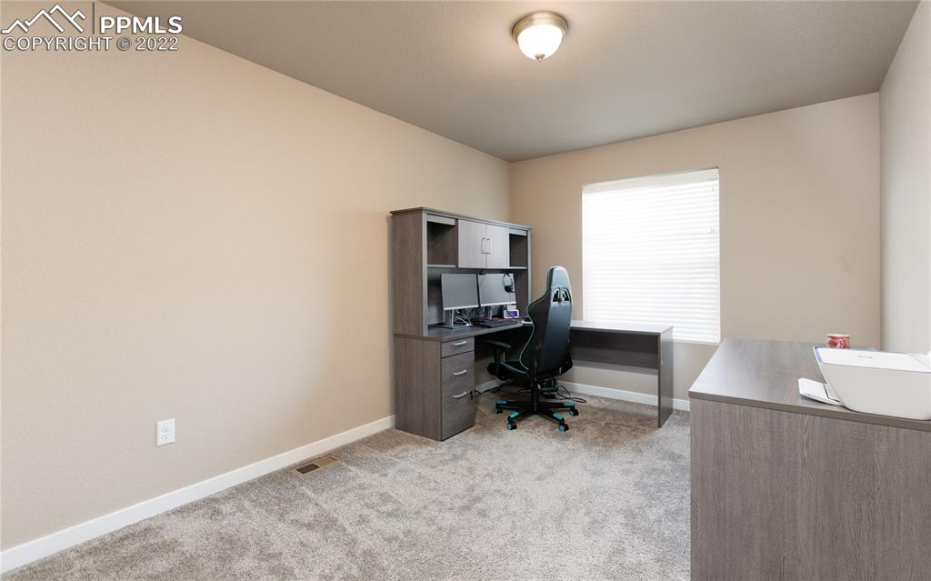 Listing 5823850, Image 16 of 24