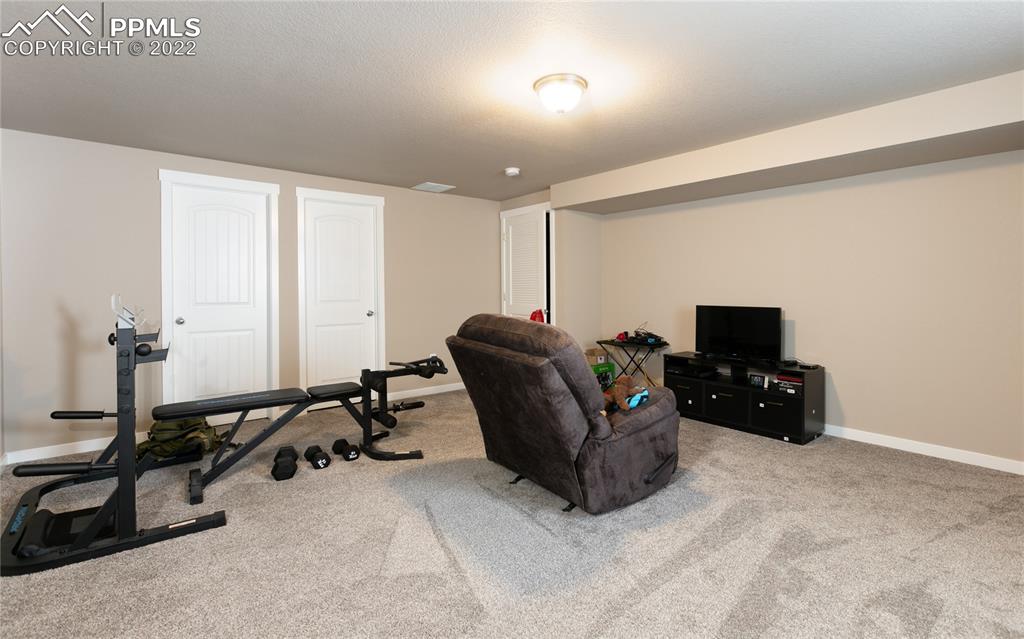 Listing 5823850, Image 19 of 24