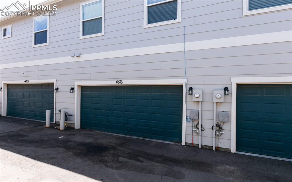 Listing 5823850, Image 22 of 24