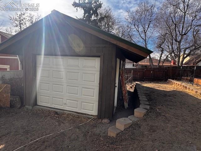 Image 17 of 17: Shed