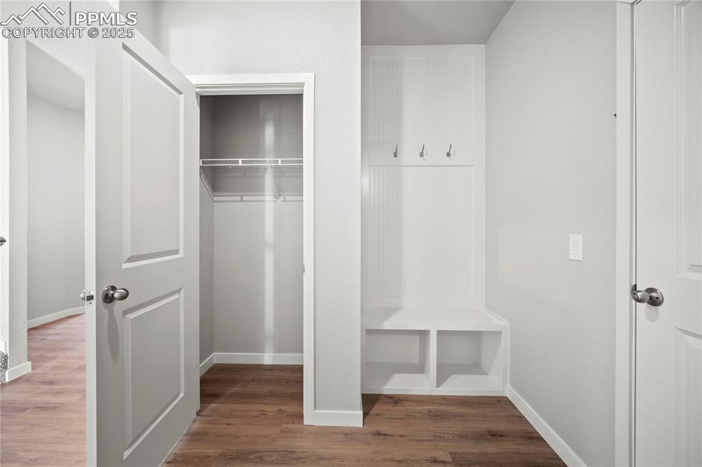 Image 15 of 32: Mud Room