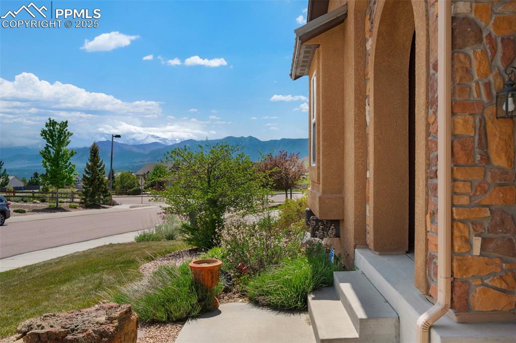 Image 4 of 50: Mountain views!