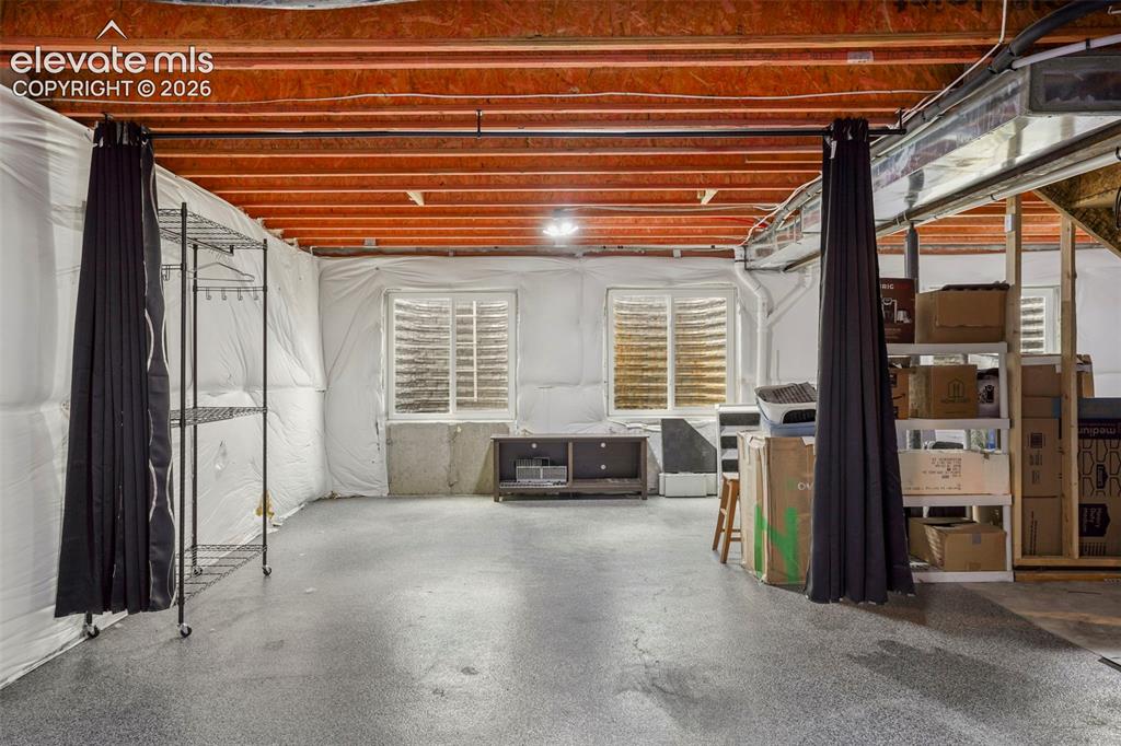 Image 19 of 32: Basement