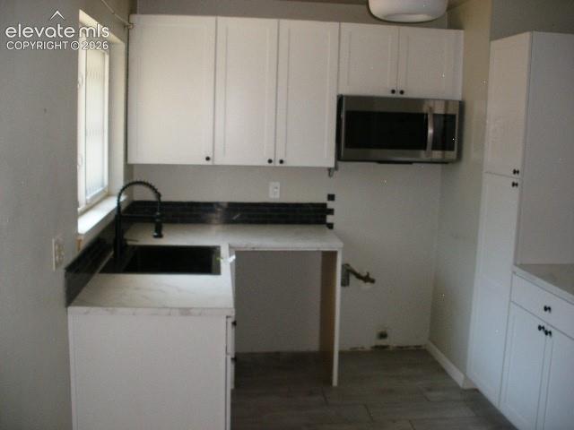 Image 11 of 43: Kitchen