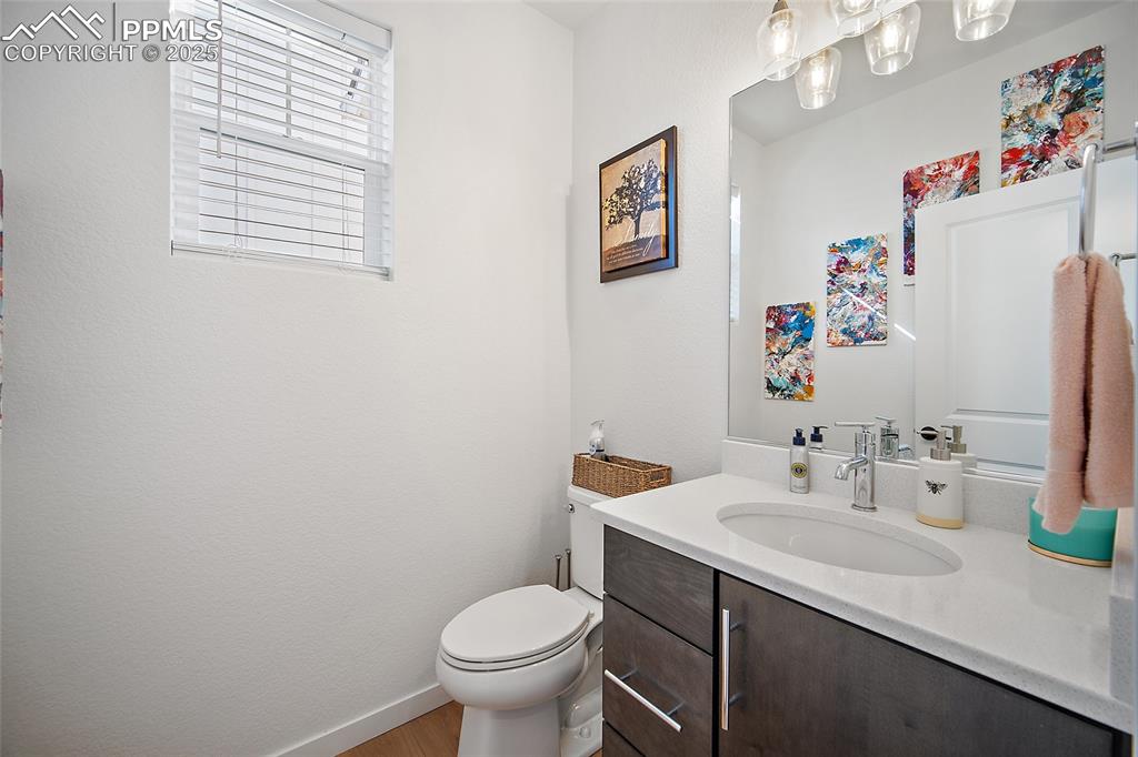 Image 9 of 49: Bathroom