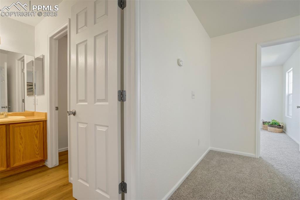 Image 26 of 38: hallway on upper