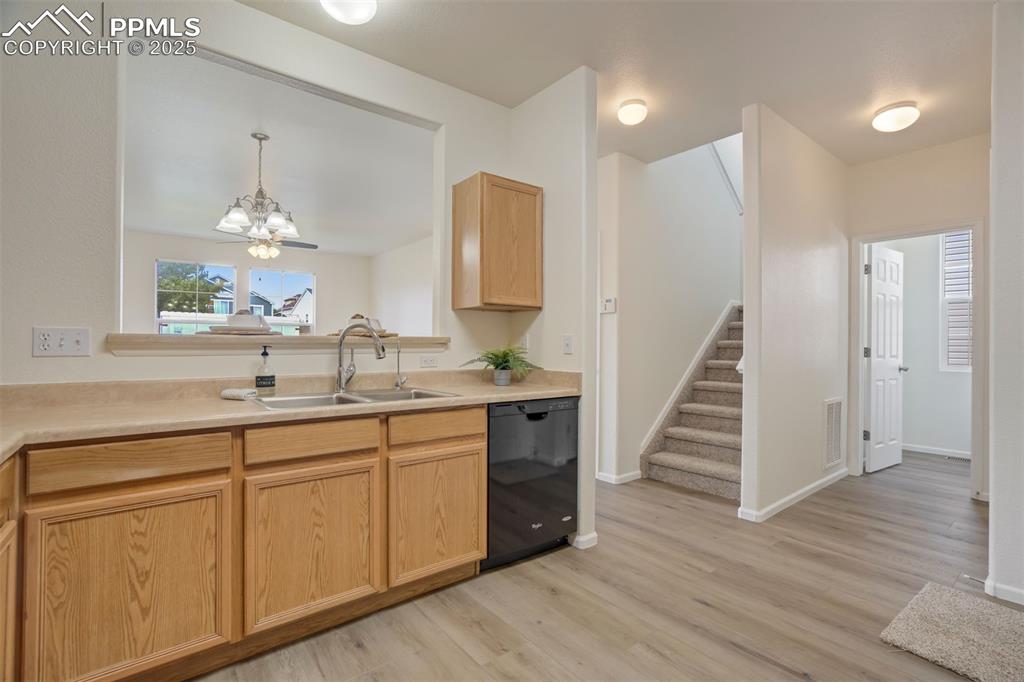 Image 9 of 38: Plenty of counter and cabinet space