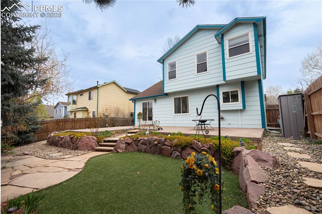 Image 27 of 48: Backyard