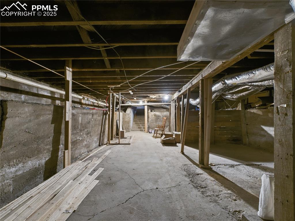 Image 29 of 33: Basement