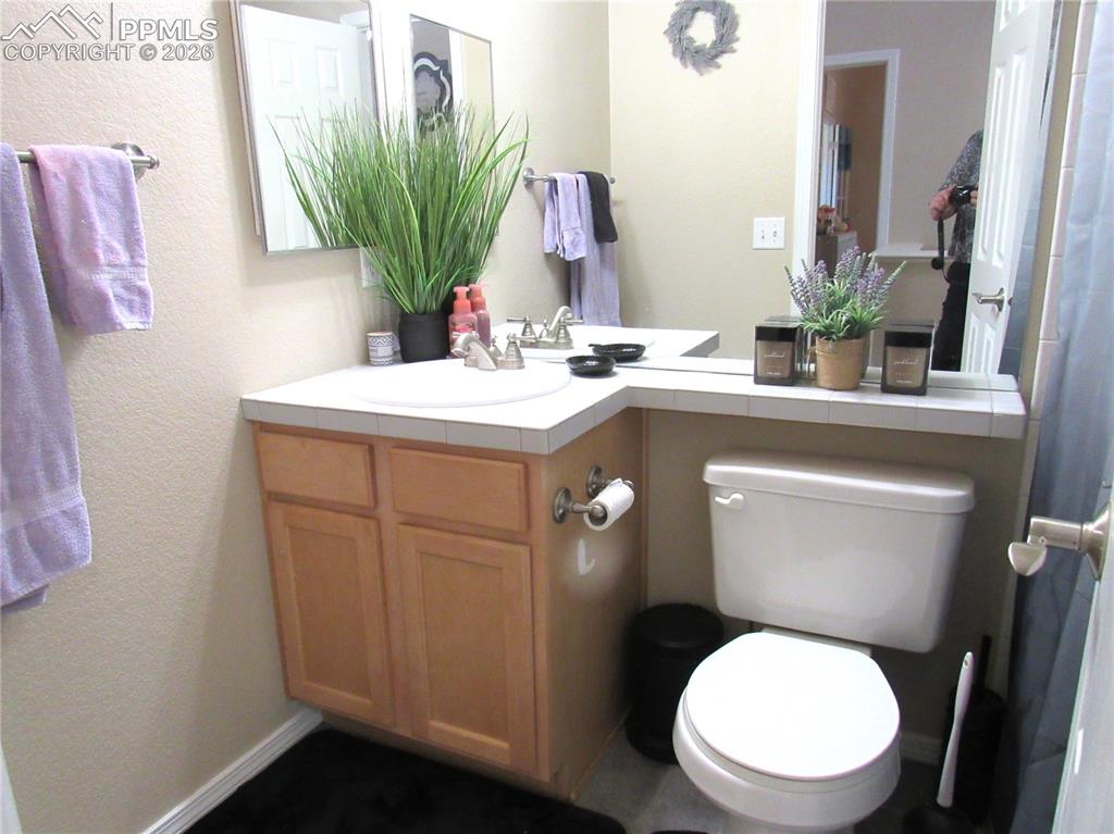 Image 12 of 29: Bathroom