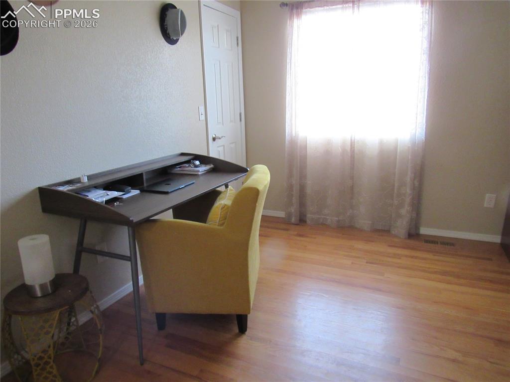 Image 13 of 29: Could easily be a 4th bedroom. 