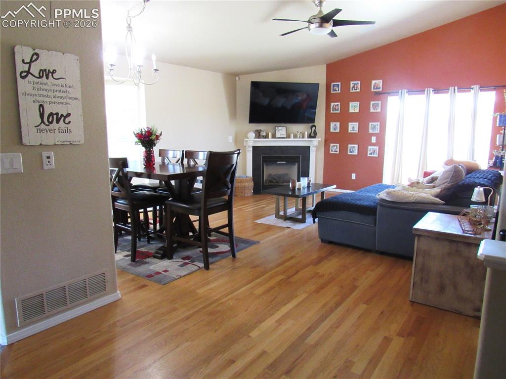 Image 4 of 29: Great Room