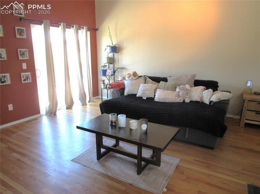 Image 5 of 29: Great Room
