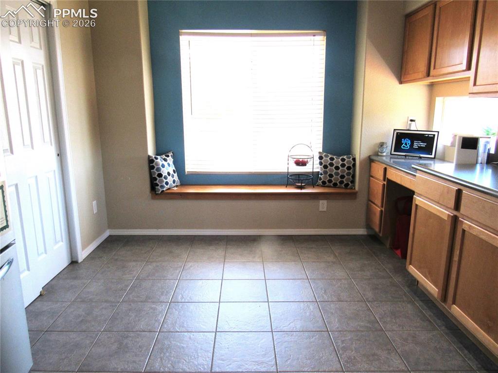 Image 8 of 29: Kitchen