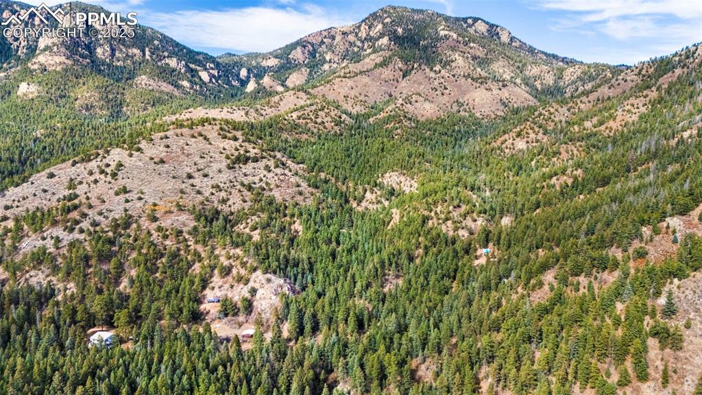 Image 16 of 16: View