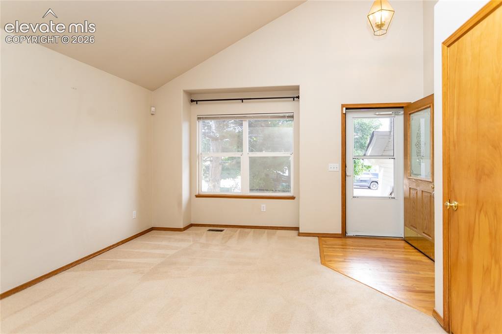 Image 10 of 50: Living Room