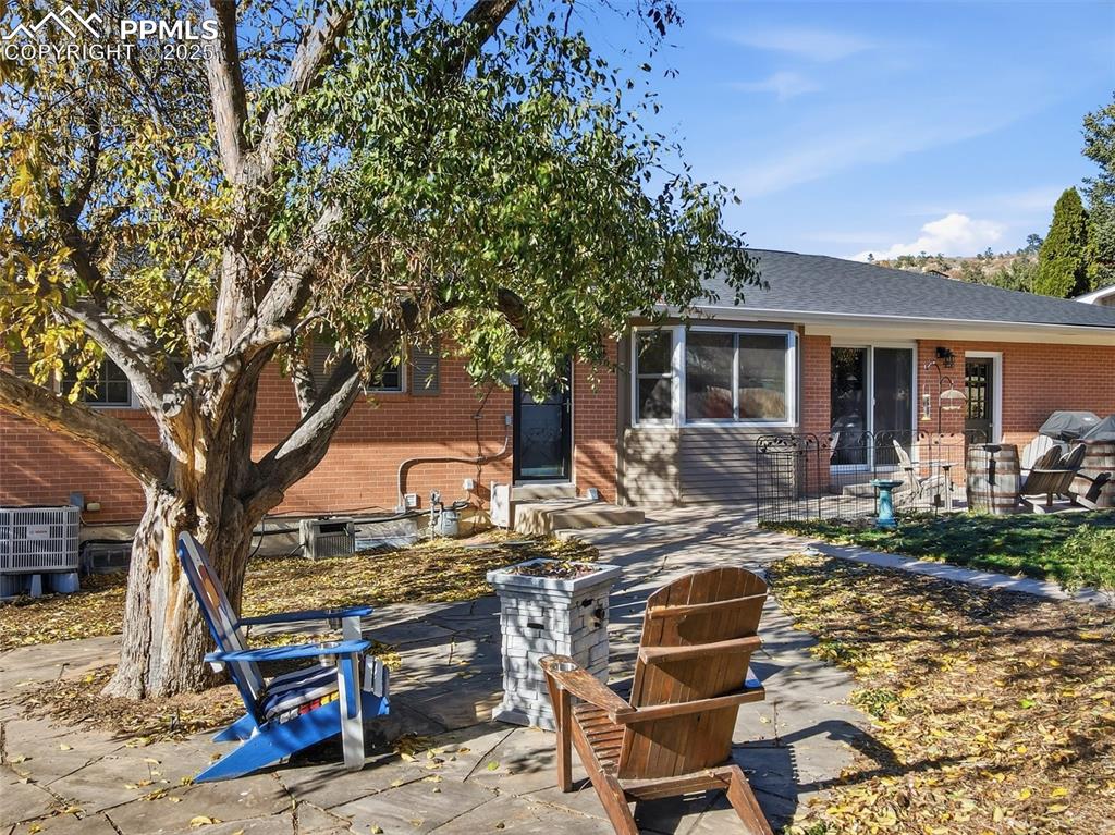 Image 39 of 47: Back of Structure