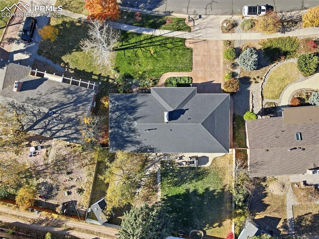 Image 42 of 47: The lot is almost a quarter acre