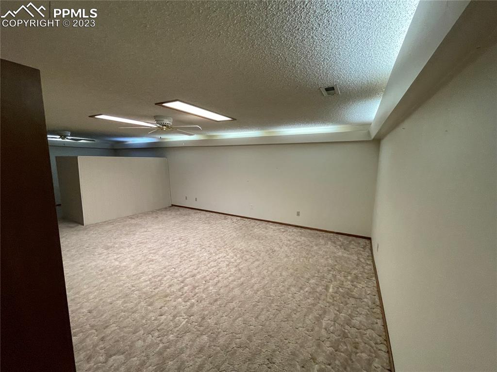 Listing 5833734, Image 16 of 25