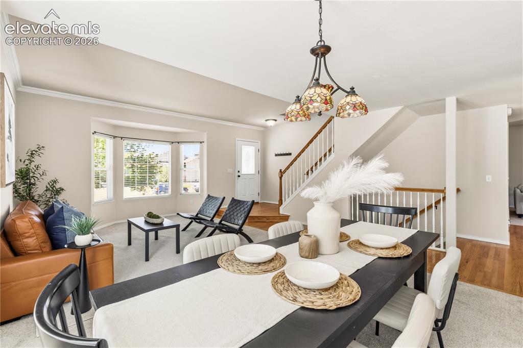 Image 9 of 50: Dining Area