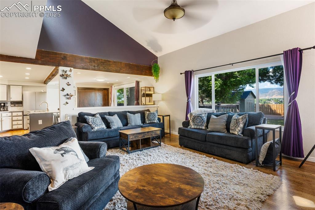 Image 16 of 46: Family Room