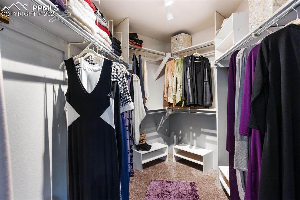 Image 24 of 46: Closet