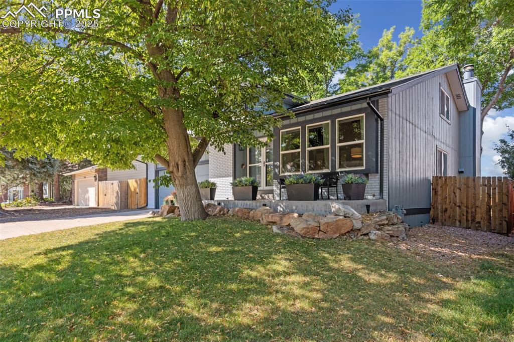 Image 3 of 46: Front of Structure