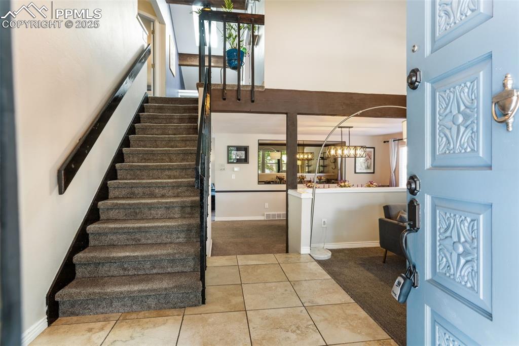 Image 5 of 46: Entry