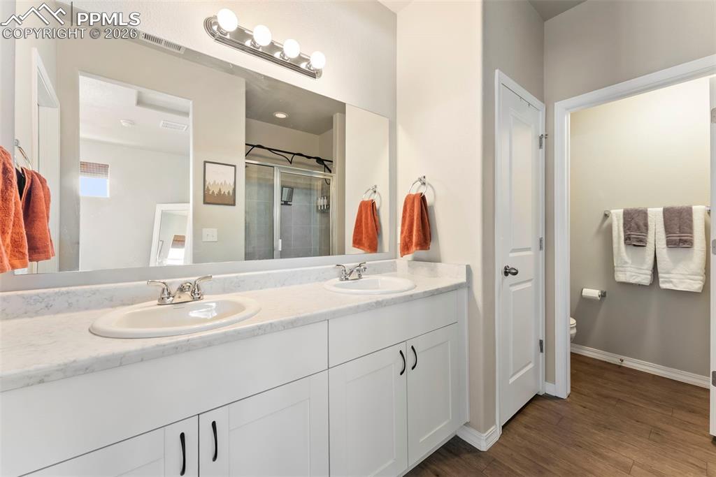 Image 35 of 50: Master Bathroom