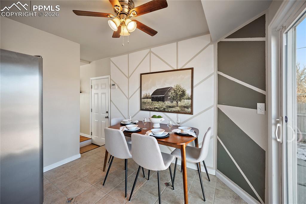 Image 12 of 49: Dining Area