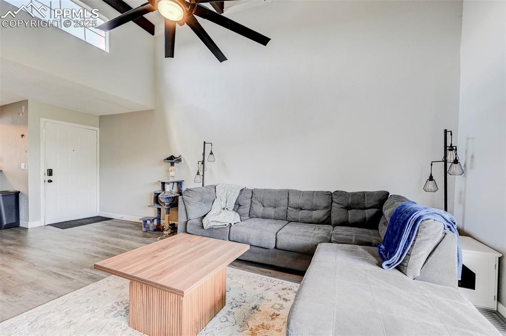 Image 4 of 26: Living Room