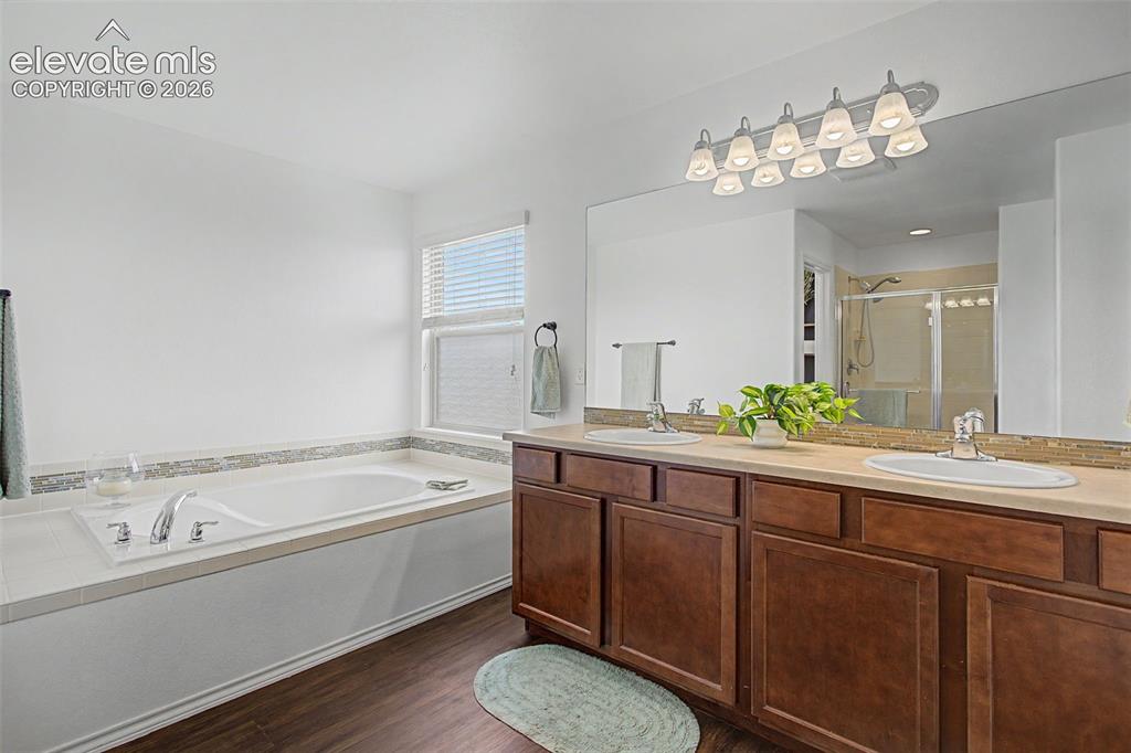 Image 16 of 43: Master Bathroom