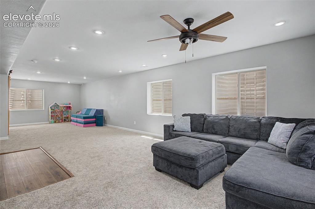 Image 25 of 43: Family Room
