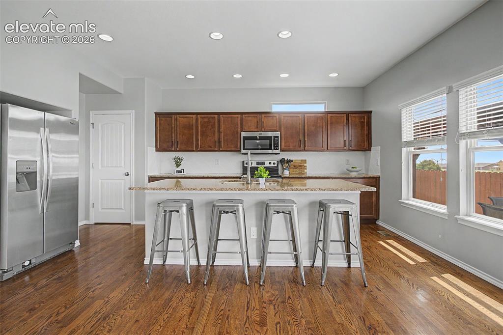 Image 6 of 43: Kitchen