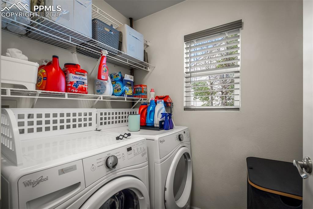Image 26 of 35: Laundry