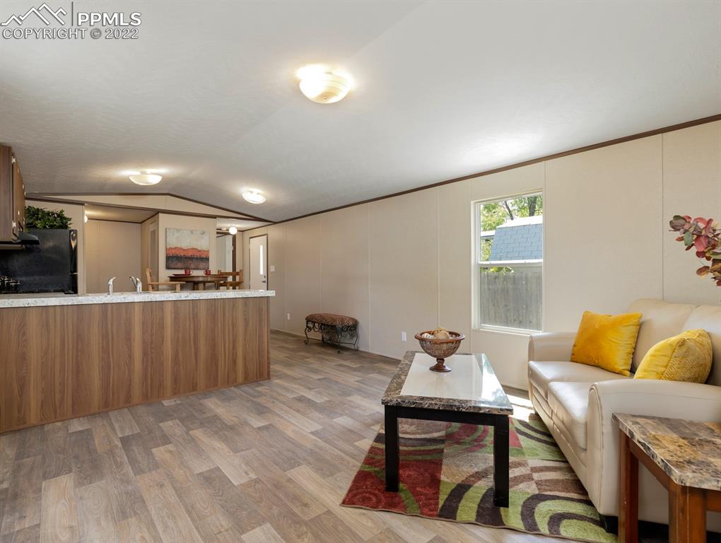 Listing 5848878, Image 2 of 37