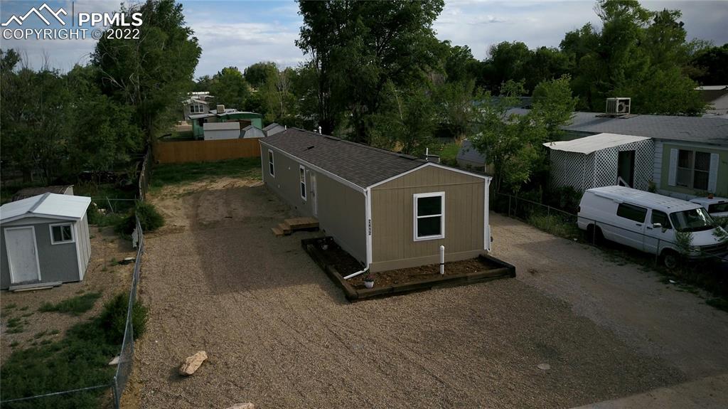 Listing 5848878, Image 23 of 37