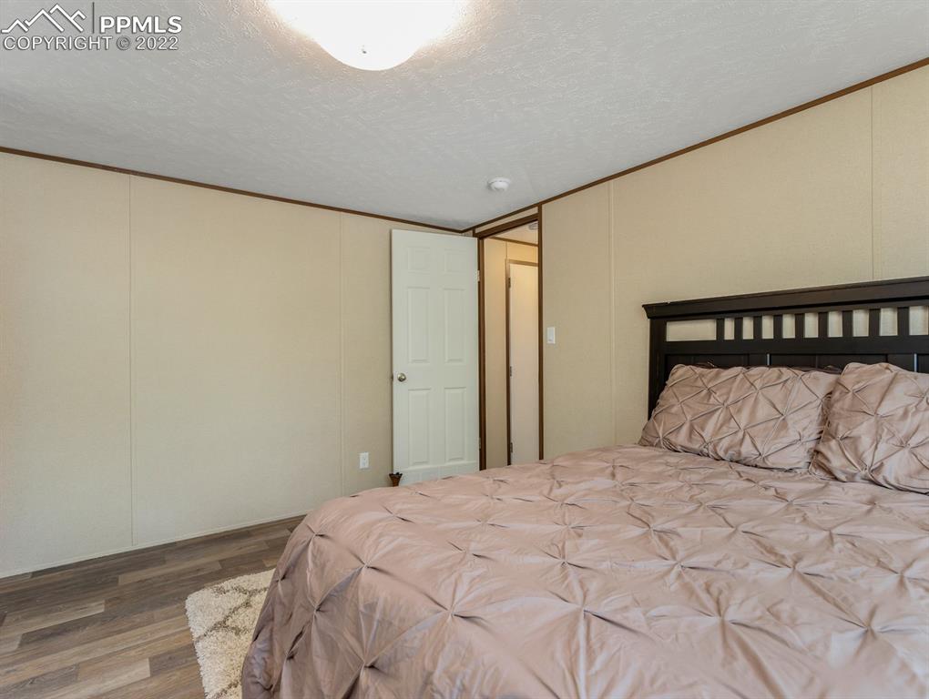 Listing 5848878, Image 9 of 37